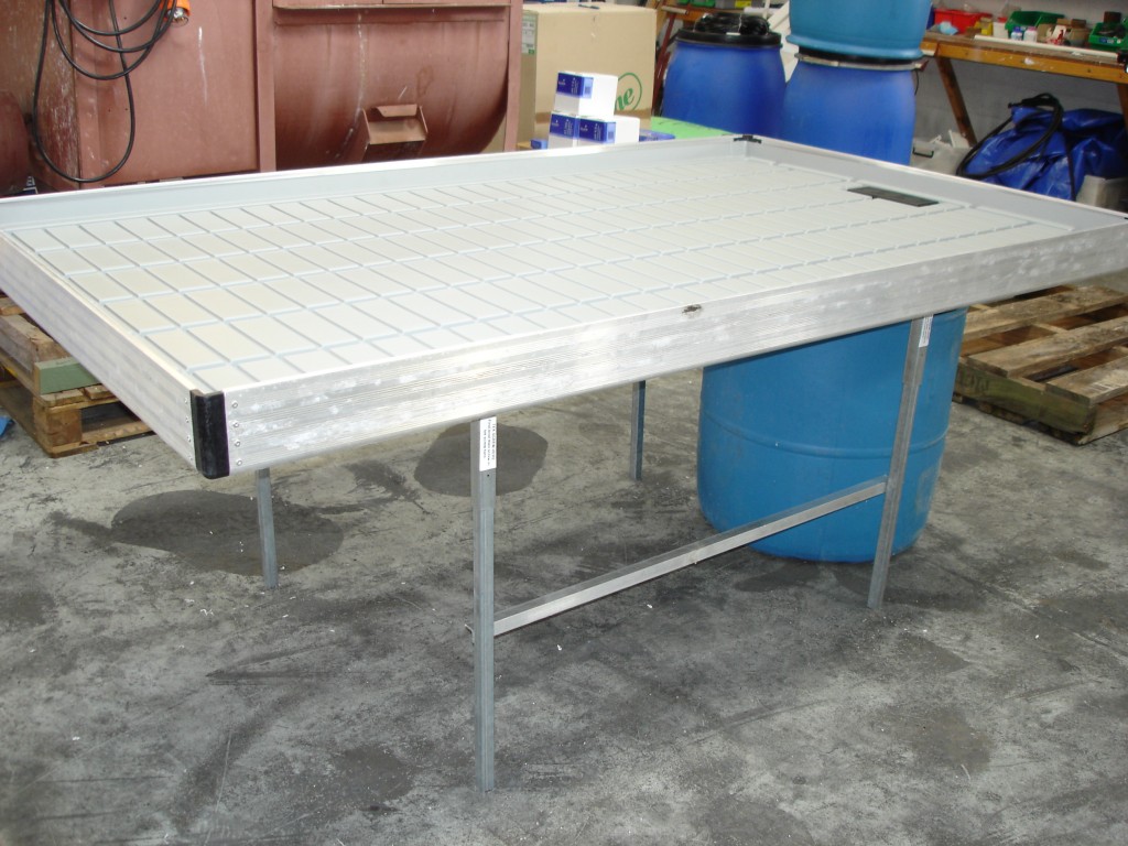 Ebb and Flow Tables (Nursery System) Pure Hydroponics